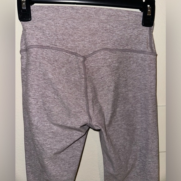 Alo Yoga women’s taupe leggings XS athletic gym yoga activewear - Picture 3 of 8